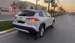 تۆیۆتا کۆرۆلا کرۆس